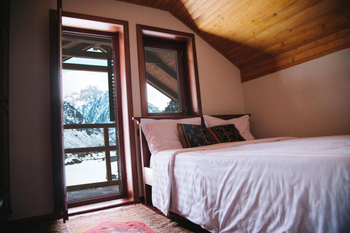 Hostel Rilindja Вальбоне Екстер'єр фото