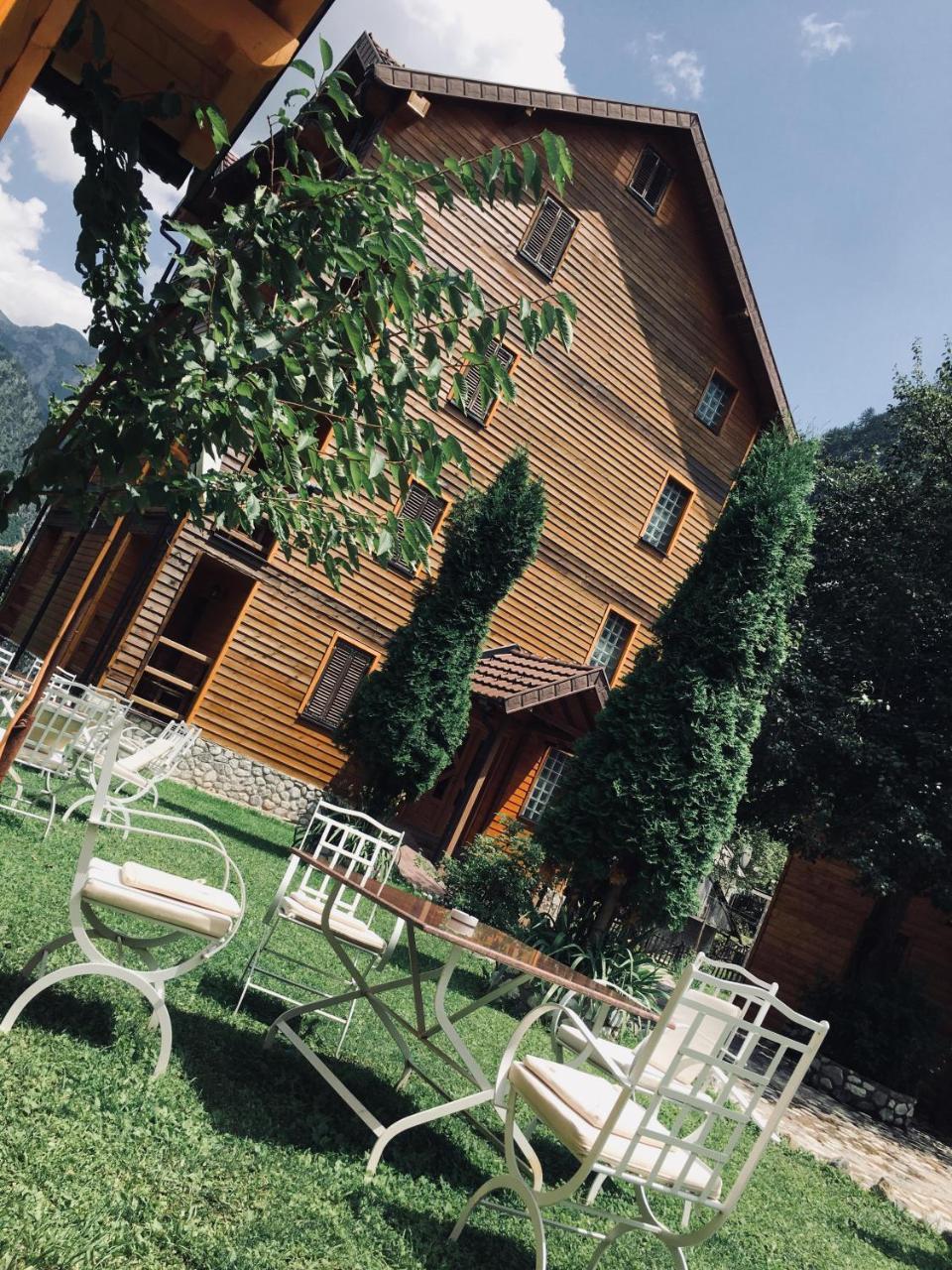 Hostel Rilindja Вальбоне Екстер'єр фото